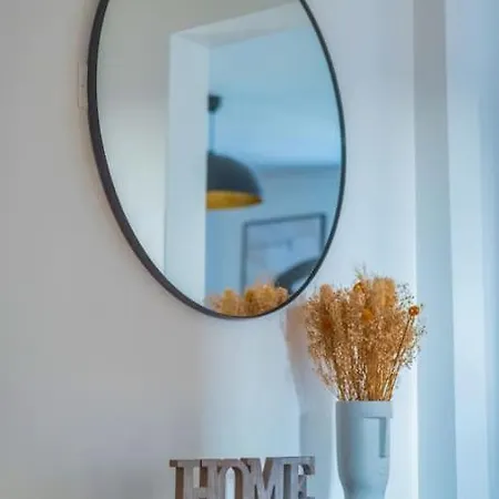 Daire Champagne Sunset Gueux