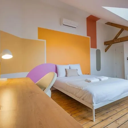 Daire Champagne Sunset Gueux