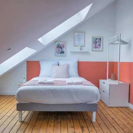 Champagne Sunset Daire *