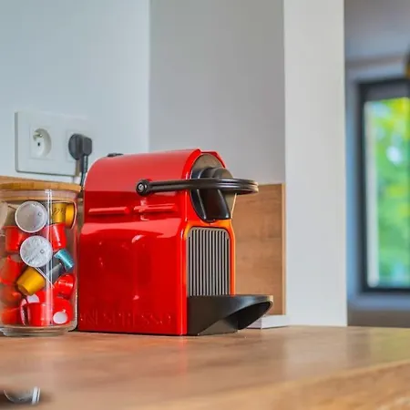 Daire Champagne Sunset *