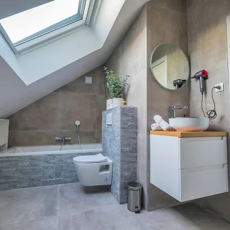 Champagne Sunset Gueux